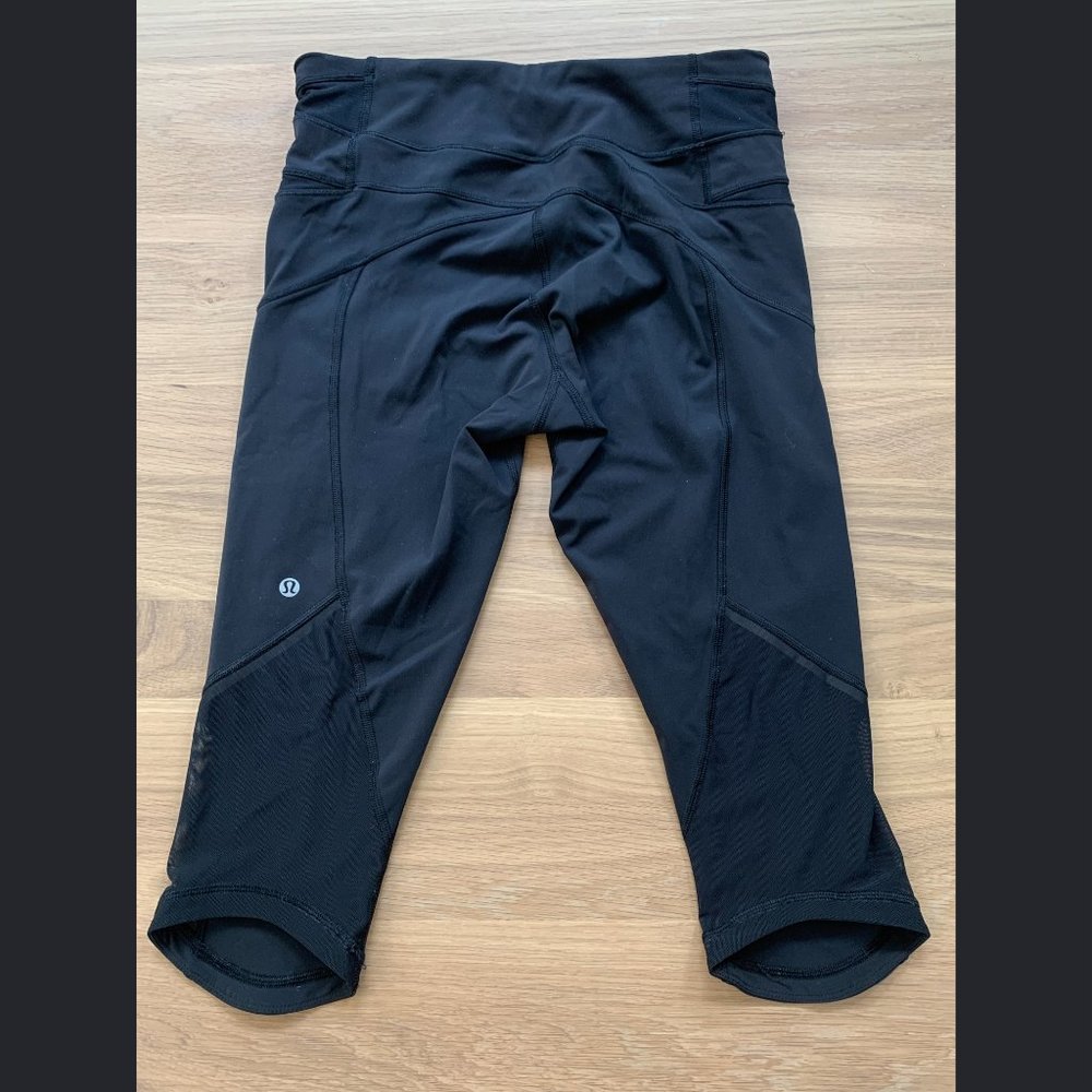 Lululemon Kris Cross Crop
